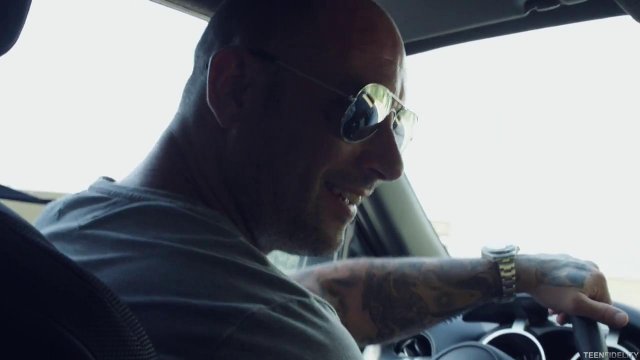 Превью Паренек заставил свою подружку заняться с ним страстным сексом № 35027