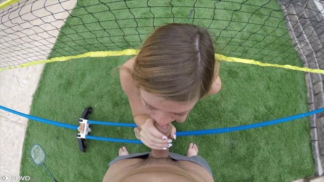 Превью Эта милашка всегда сосет его член в бильярдном клубе № 35092