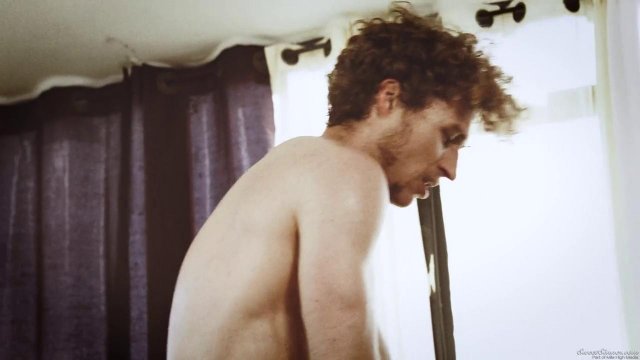 Превью Дерзко раздел свою соседку и оттрахал ее в влажную киску № 35116