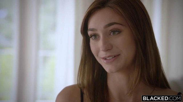 Превью Увидела обнаженного друга своего мужа в душе и не удержалась № 35263