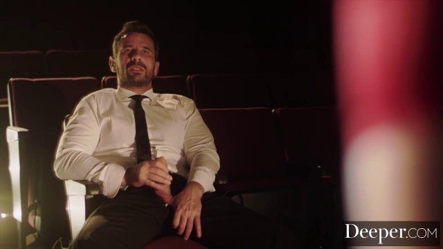 Превью Мужик отодрал красивую брюнетку толстым членом № 38153