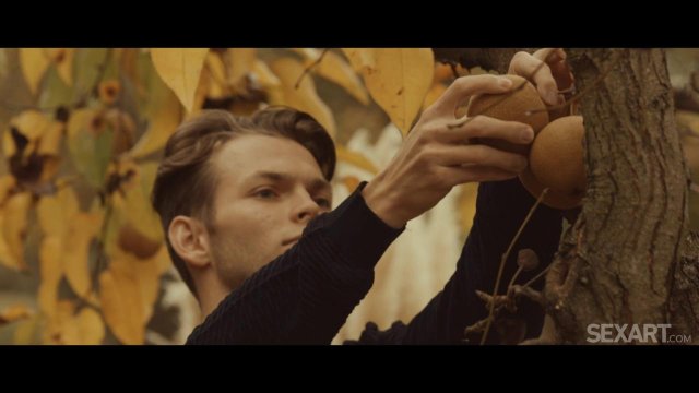 Превью Телка заманила соседа в гости для эротичного секса № 42846