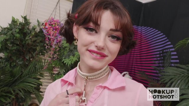 Превью Татуированный мужик жёстко имеет брюнетку в розовой одежде № 44577